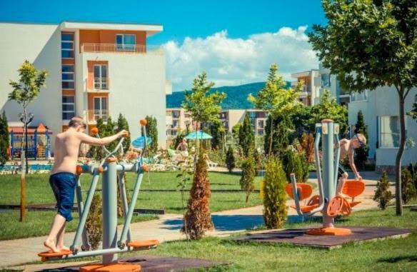 Nessebar Fort Club Apartment 226 Pantai Sunny Luaran gambar